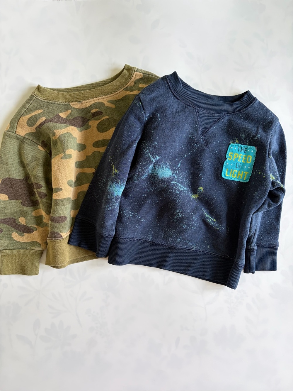 Bundle of Baby Boy Sweatshirts Size 12 Months Camo Space Cat & Jack Blue Green